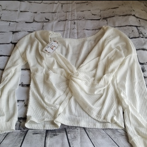 NEW Twist Back Waffle Top - Picture 6 of 7